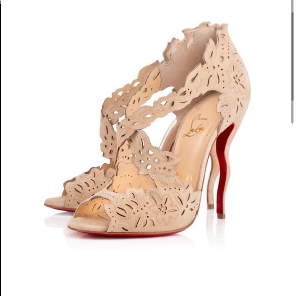 Christian Louboutin Shoes - Christian Louboutin Decoupadiva suede nude heels